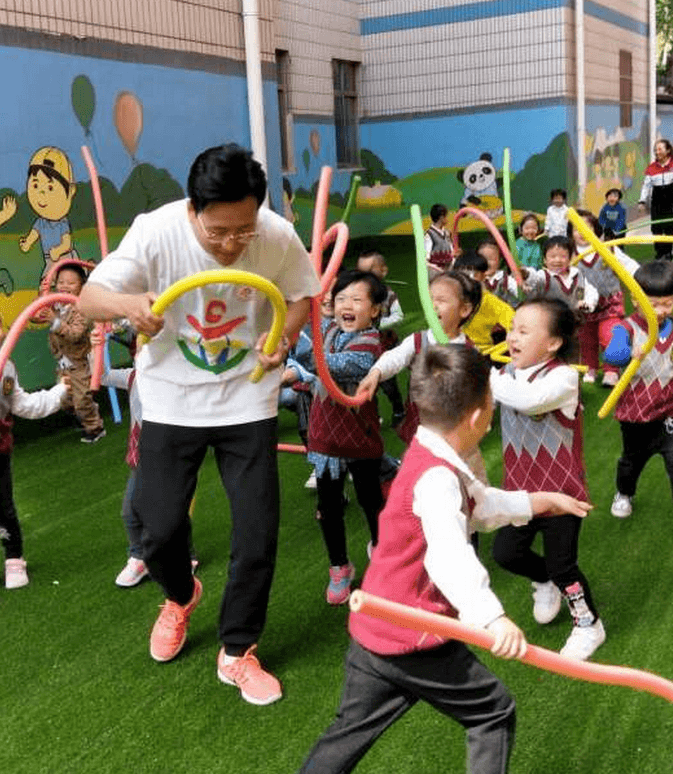 育兒知識(shí)幼兒園新生入園,家長(zhǎng)十三忌