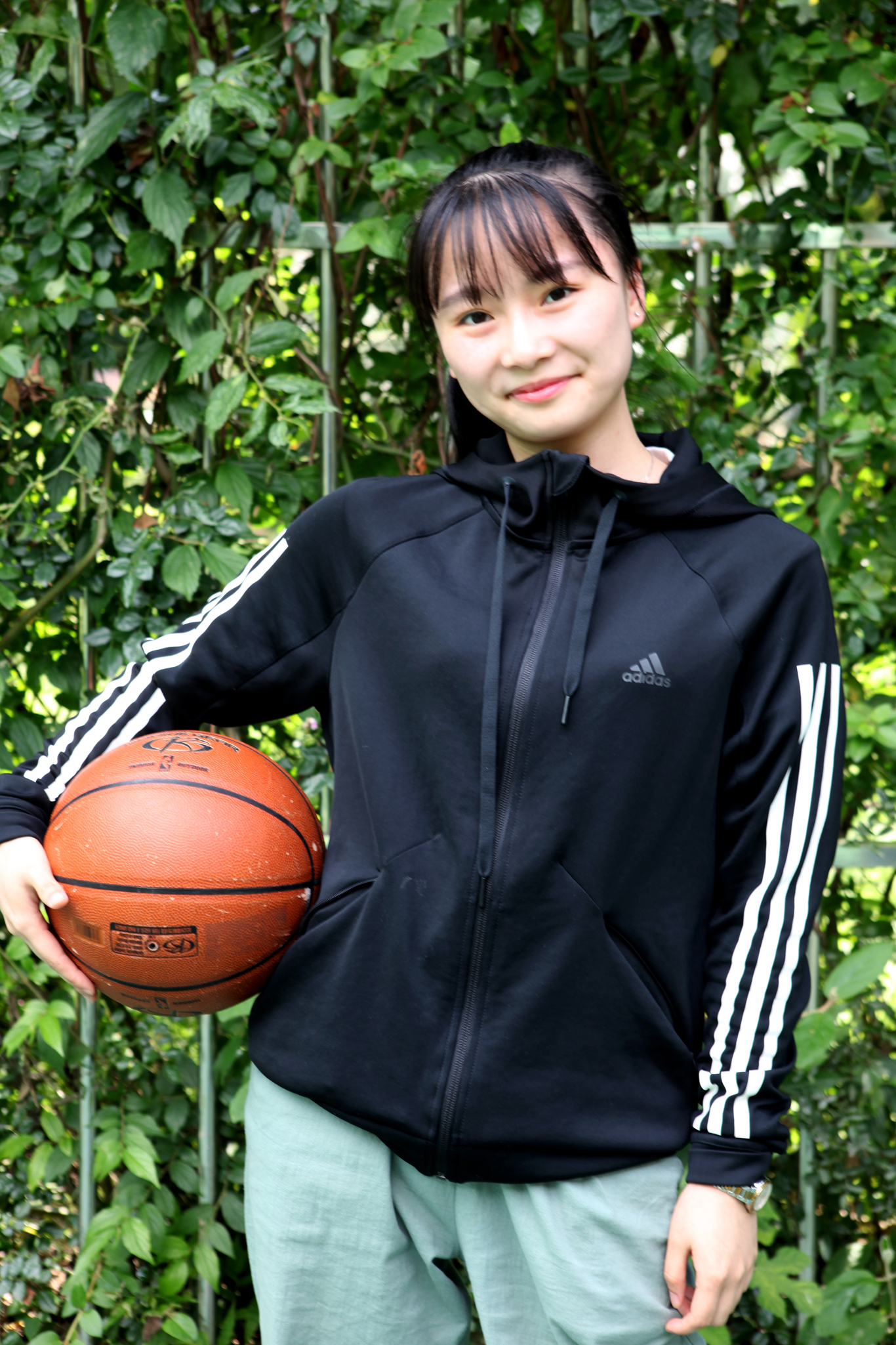 H.jpg